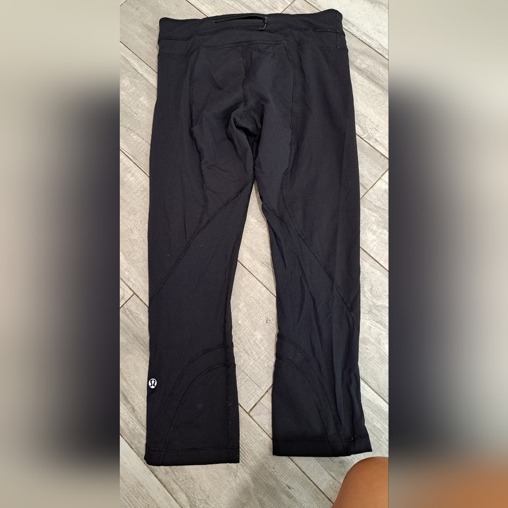 Lululemon cropped 6